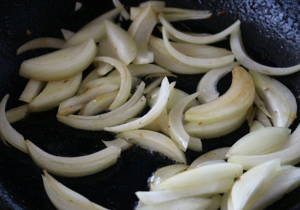 Slow Cooker Moroccan Beef - thewonkyspatula.com